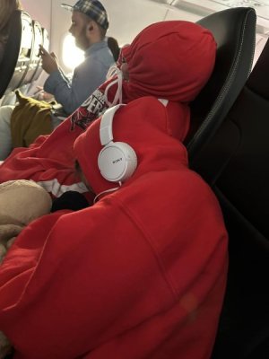 girls plane.jpg