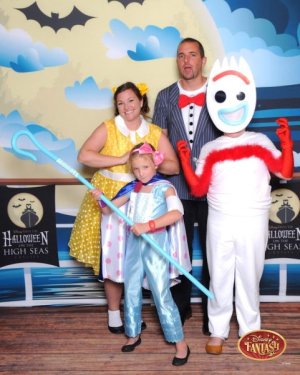 392-116136475-DCL Halloween 3 Starboard-47443_GPR.jpg