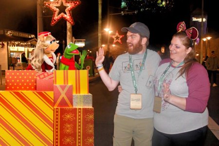 small 2023-12-19 - Disneys Hollywood Studios - Sunset boulevard_8.jpg