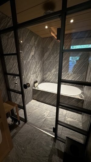 IMG_4727.jpeg