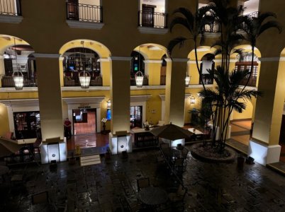 031_hotel.jpg