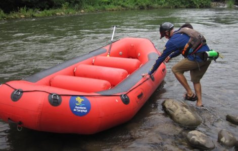 063_whitewater.jpg
