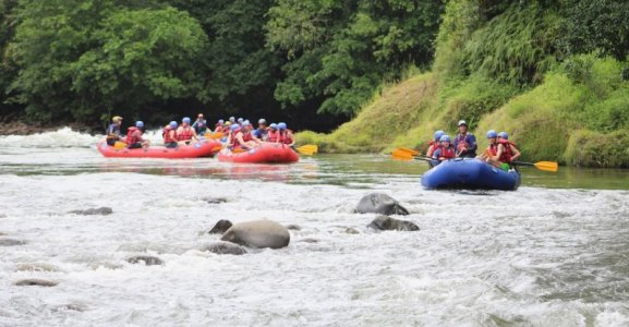 090_whitewater.jpg