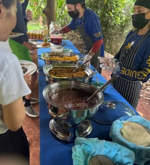 106_lunch.jpg
