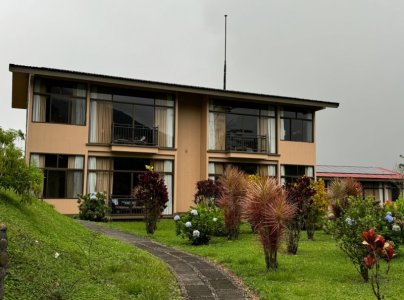 122_hotel.jpg