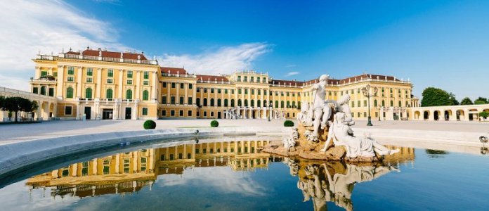 csm_header-schloss-schoenbrunn_f9188d8750.jpg