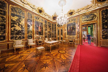 csm_Schloss_Schoenbrunn_Vieux-Laques-Zimmer_0058_c__Schloss_Schoenbrunn_Kultur-_und_Betriebsge...jpg