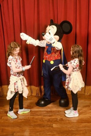 Mickey Mouse4.jpg