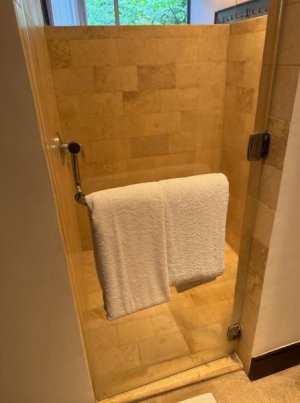 372_hotel.jpg