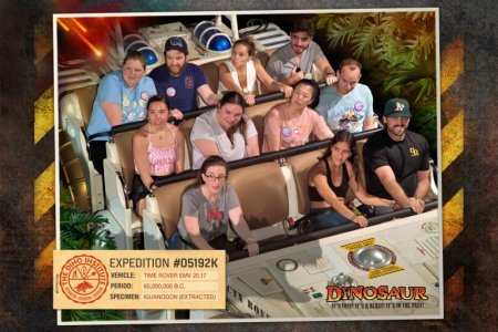 2024-05-05 - Disneys Animal Kingdom Park - Dinosaur.jpeg