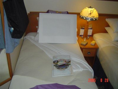 SPLIT BEDS ON DCL.jpg