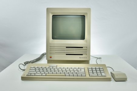 Mac SE.jpg