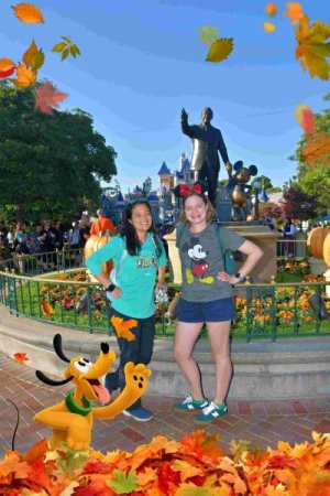 2024-08-27 - Disneyland Park - Partners statue_2.jpg