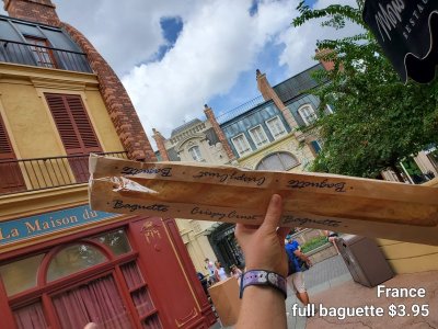 France baguette 2.jpg