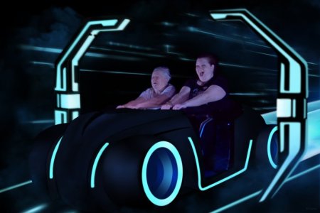2024-05-08 - Magic Kingdom Park - Tron lightcycle  run_2.jpeg