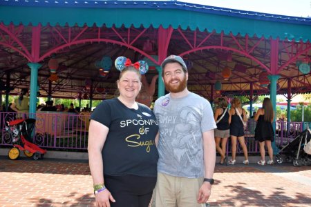 small 2024-05-11 - Magic Kingdom Park - Mad tea party_5.jpg