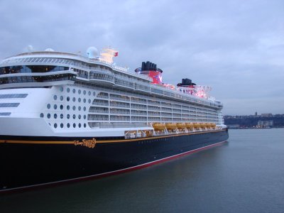 Disney Fantasy NYC - 03-01-12 059.JPG