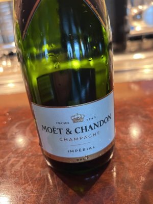 Moet & Chandon.jpeg