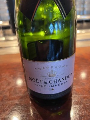 Moet & Chandon Rose.jpeg