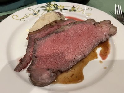 Steak.jpeg