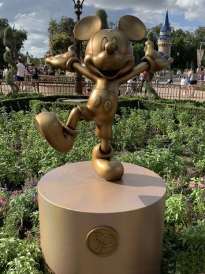 50th_Mickey_1920.jpg