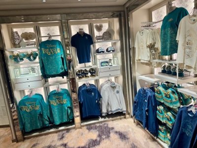 Disney-Treasure-Inaugural-Sailin.jpg