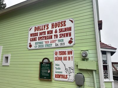 Dolly's house.jpeg