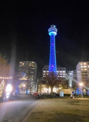 marine tower yokohama.jpg