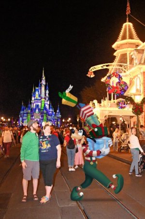 2024-11-18 - Magic Kingdom Park - Main street usa_10.jpeg