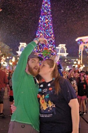 2024-11-18 - Magic Kingdom Park - Main street usa.jpeg