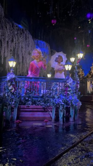 Tiana and Lottie.jpeg