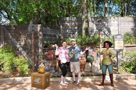 2024-11-19 - Magic Kingdom Park - Frontierland_6.jpeg