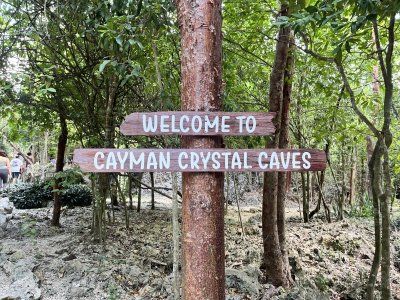 Crystal Caves sign.jpeg