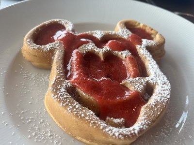 Palo strawberry waffle.jpeg
