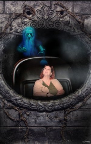 2024-11-28 - Magic Kingdom Park - Haunted mansion_2.jpeg