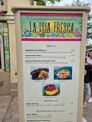 FG La Isla fresca menu.jpg
