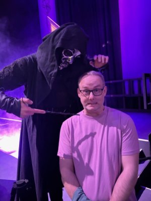 Donnie solo pic.jpg Donnie solo pic.jpg