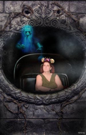2025-05-26 - Magic Kingdom Park - Haunted mansion_3.jpg