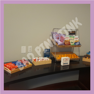 amtrak lounge 3.png