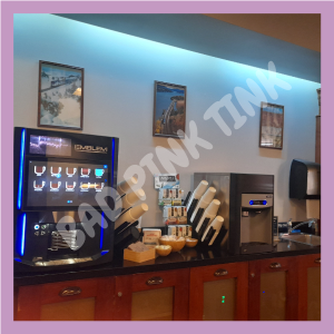 amtrak lounge 4.png