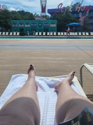 Pool.jpg