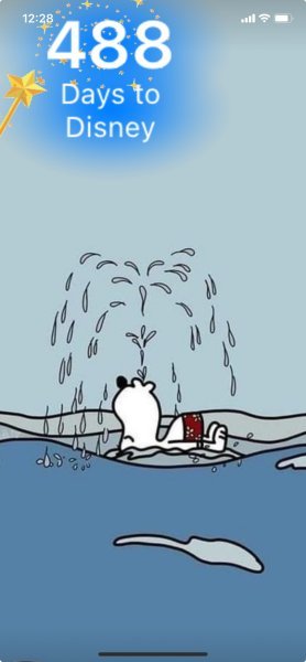 SNOOPY FLOATING.jpeg