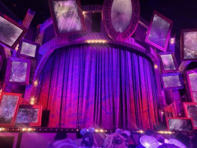 Villains - stage.jpg