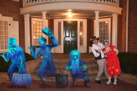 2023-10-29 - Magic Kingdom Park - Haunted mansion_2.jpeg