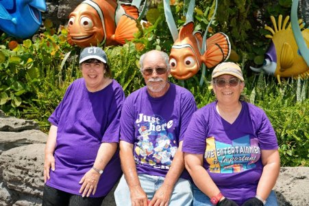 2025-08-14 - Epcot - The seas with nemo  friends_7.jpeg