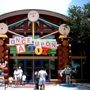 Once Upon a Toy store - DTD.