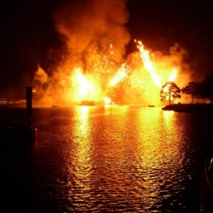 Inferno Barge, Illuminations