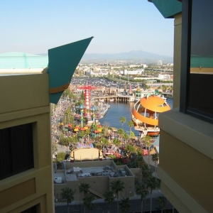 Paradise Pier Hotel