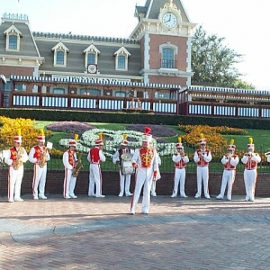 Disneyland Band