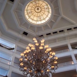 Grand Floridian chandelier and ceiling.